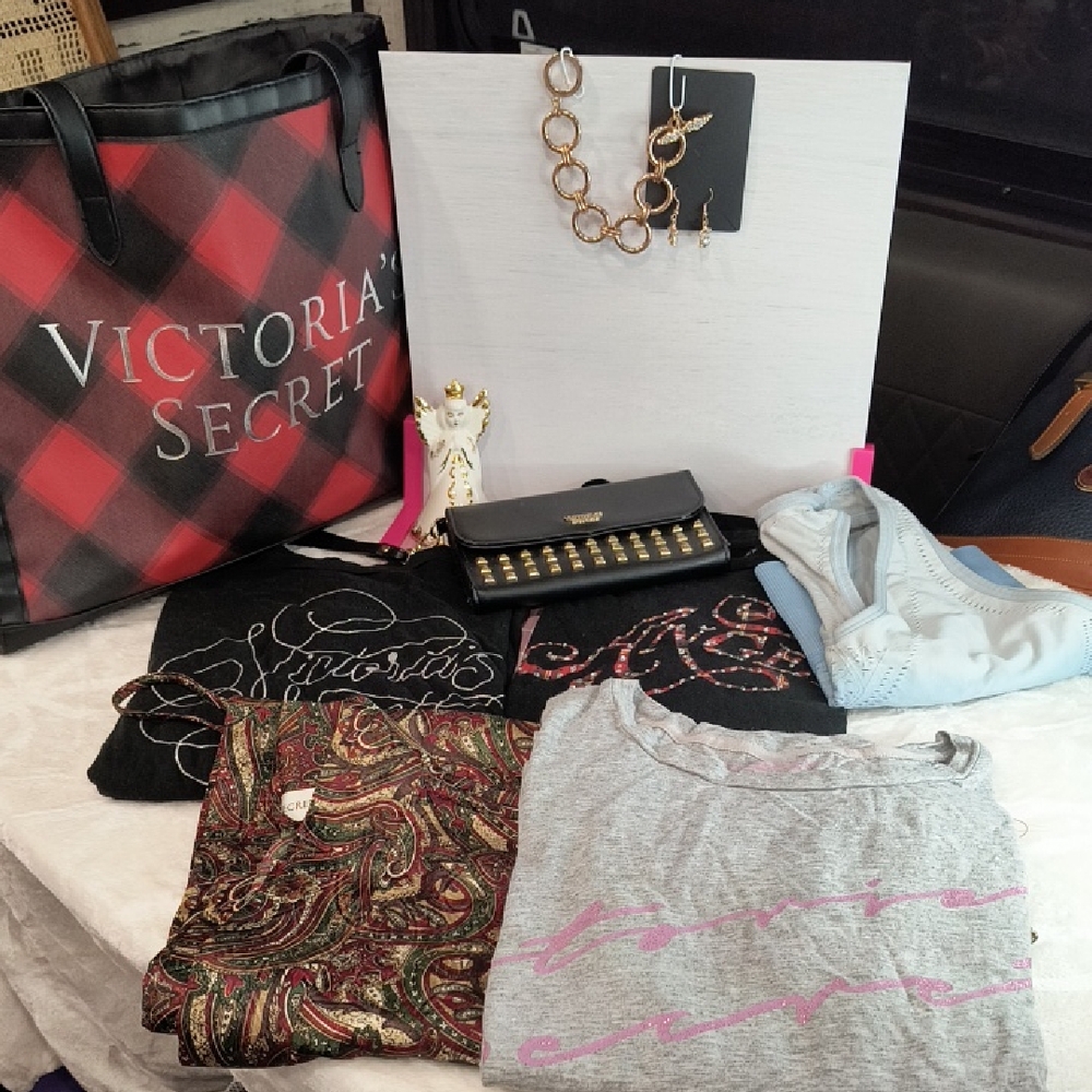 Victoria's Secret Red and Black Checkered Tote STUFFED